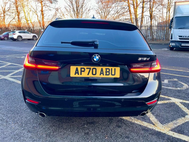 BMW 3 SERIES
