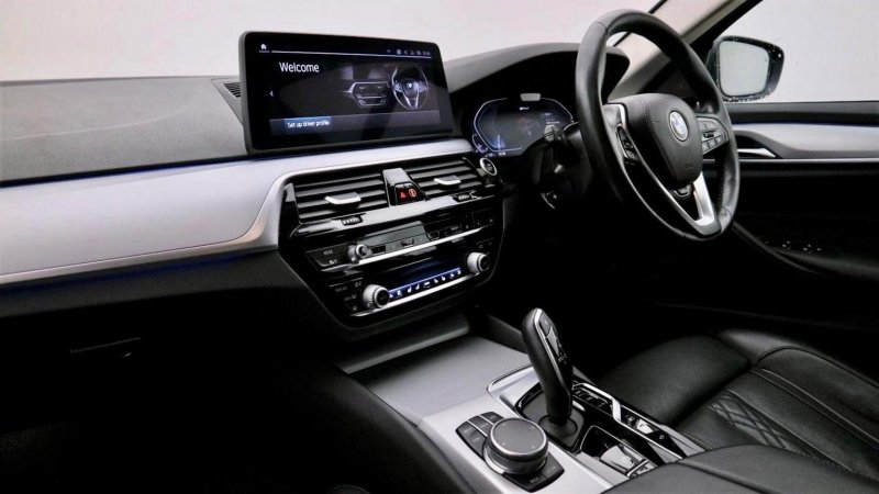 BMW 5 SERIES