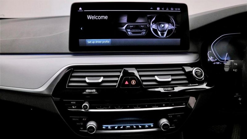 BMW 5 SERIES