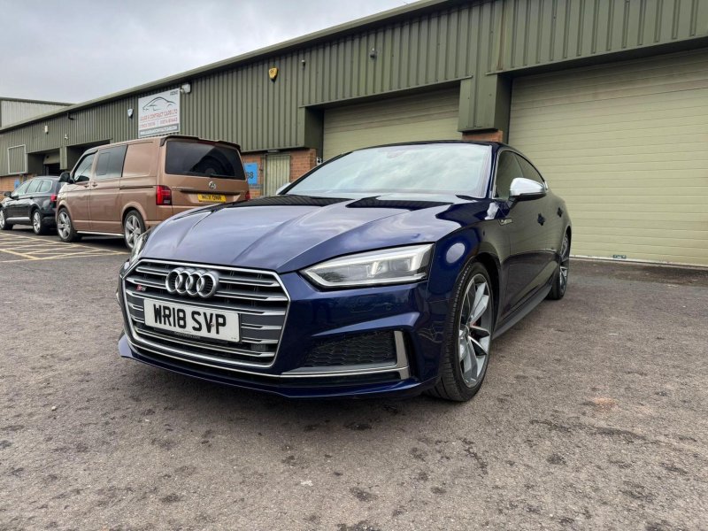 AUDI S5