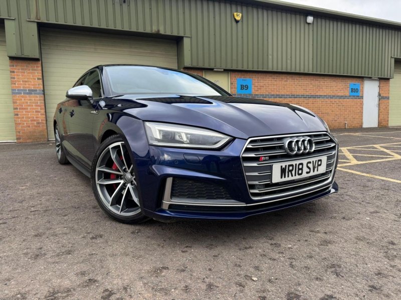 AUDI S5