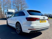 AUDI A4 AVANT