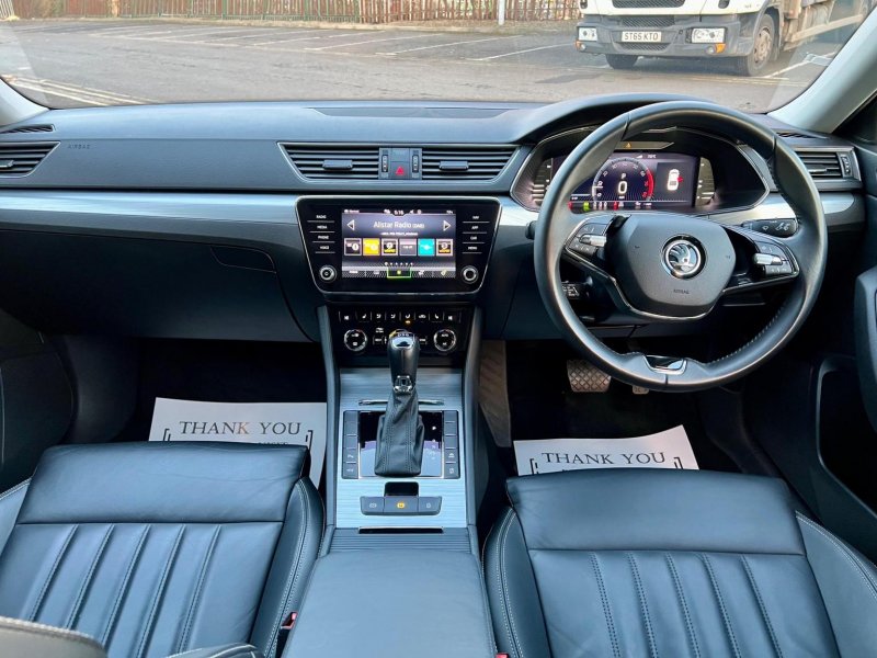 SKODA SUPERB